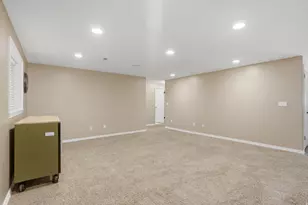 1052 E 5900 S, South Ogden, UT 84405 - Photo 24
