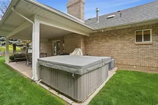 1052 E 5900 S, South Ogden, UT 84405 - Photo 34