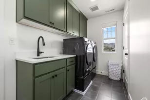 11292 S Aqua St W, South Jordan, UT 84009 - Photo 18