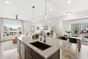 91 N Rio Grand Ave, Farmington, UT 84025 - Photo 1