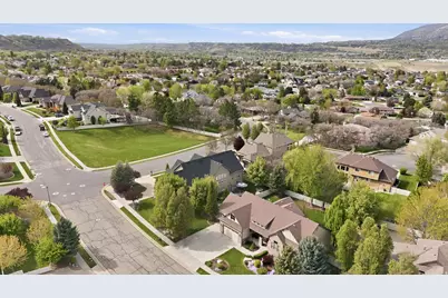 8230 Deer Run Way, South Weber, UT 84405 - Photo 38