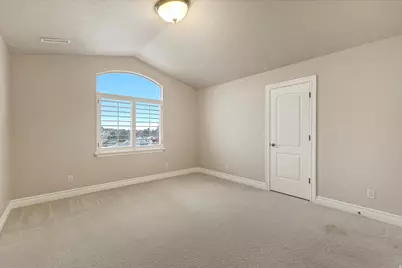 1074 E Black Forest Dr S, Sandy, UT 84094 - Photo 28