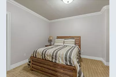 1074 E Black Forest Dr S, Sandy, UT 84094 - Photo 36