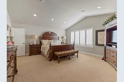 1074 E Black Forest Dr S, Sandy, UT 84094 - Photo 26
