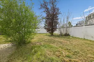 556 Kimball Dr, Layton, UT 84041 - Photo 34