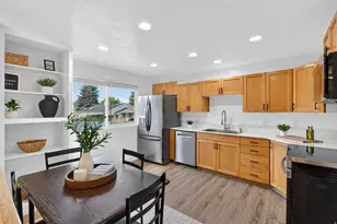 627 E Hilo St, Sandy, UT 84070 - Photo 4