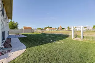 5896 S 3950 W, Roy, UT 84067 - Photo 26
