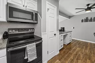 5896 S 3950 W, Roy, UT 84067 - Photo 8