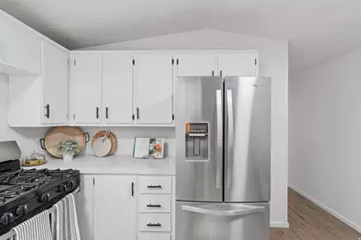 1597 W Indian Summer Dr N, Salt Lake City, UT 84116 - Photo 14
