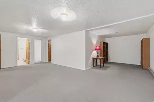 5483 S 925 E, South Ogden, UT 84405 - Photo 20
