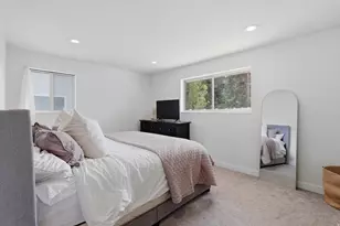 2508 E Robidoux Rd S, Sandy, UT 84093 - Photo 16
