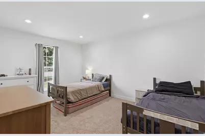 2508 E Robidoux Rd S, Sandy, UT 84093 - Photo 26