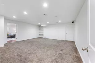 2209 S Hunter Dr, Saratoga Springs, UT 84045 - Photo 42