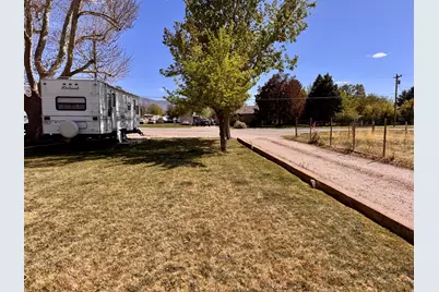 160 W 300 N, Fillmore, UT 84631 - Photo 46