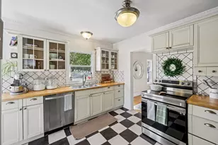 195 E 100 N, Bountiful, UT 84010 - Photo 12