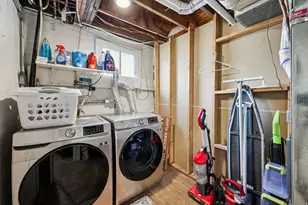 195 E 100 N, Bountiful, UT 84010 - Photo 26