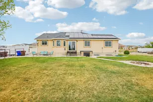 2464 E Autumn Dr, Eagle Mountain, UT 84005 - Photo 44