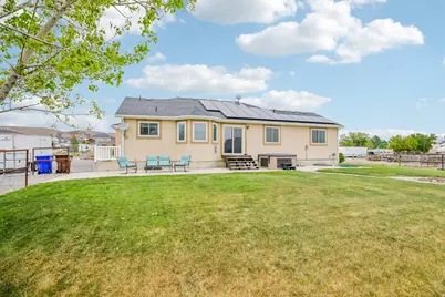 2464 E Autumn Dr, Eagle Mountain, UT 84005 - Photo 42