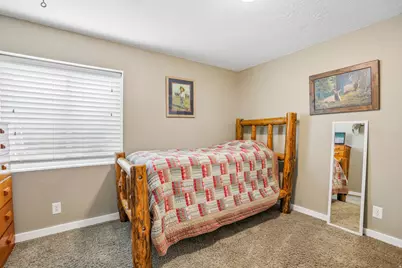 2464 E Autumn Dr, Eagle Mountain, UT 84005 - Photo 34