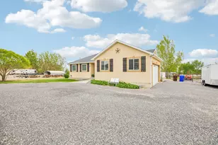 2464 E Autumn Dr, Eagle Mountain, UT 84005 - Photo 52
