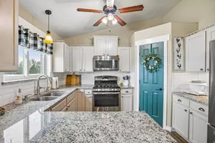 2464 E Autumn Dr, Eagle Mountain, UT 84005 - Photo 12