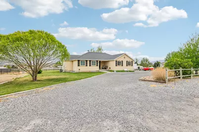 2464 E Autumn Dr, Eagle Mountain, UT 84005 - Photo 44