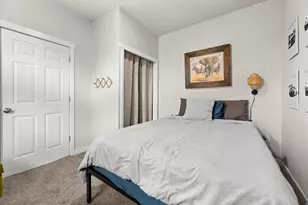 454 S 1000 W, Salt Lake City, UT 84104 - Photo 12