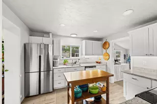 454 S 1000 W, Salt Lake City, UT 84104 - Photo 6