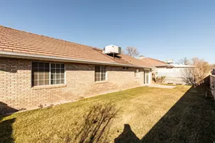 1090 E 700 S, Saint George, UT 84790 - Photo 22