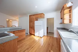 1020 E Oak Hill Dr, Alpine, UT 84004 - Photo 4