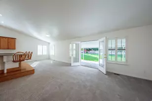 1020 E Oak Hill Dr, Alpine, UT 84004 - Photo 8