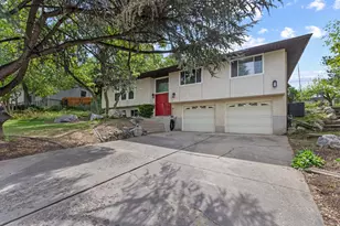187 W Bayview Dr N, Farmington, UT 84025 - Photo 2
