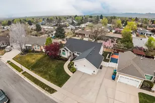 2537 E Cupecoy Dr, Cottonwood Heights, UT 84121 - Photo 44