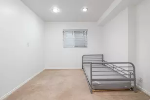8649 S Alta Cove Dr E, Sandy, UT 84093 - Photo 32