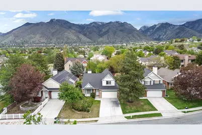 8649 S Alta Cove Dr E, Sandy, UT 84093 - Photo 6