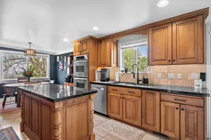 3065 E 4550 S, Holladay, UT 84117 - Photo 6