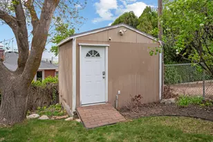 3065 E 4550 S, Holladay, UT 84117 - Photo 28