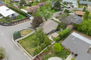 3065 E 4550 S, Holladay, UT 84117 - Photo 36