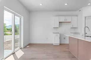 692 W 2840 S, Nibley, UT 84321 - Photo 12