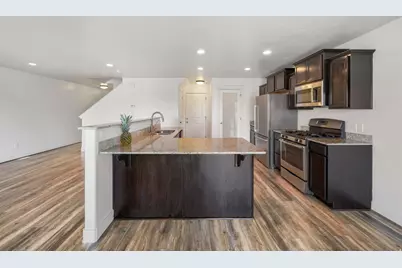 15018 S Gallant Dr, Bluffdale, UT 84065 - Photo 4