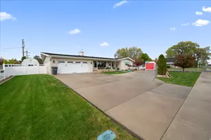 781 N 300 E, Tremonton, UT 84337 - Photo 34
