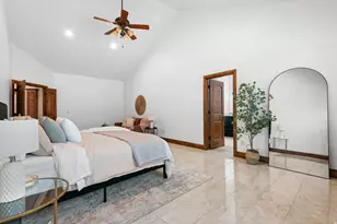 10637 S Crescent Bend Dr, Sandy, UT 84070 - Photo 20