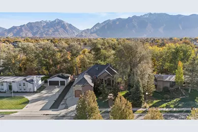 10637 S Crescent Bend Dr, Sandy, UT 84070 - Photo 38
