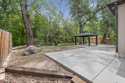 10637 S Crescent Bend Dr, Sandy, UT 84070 - Photo 32