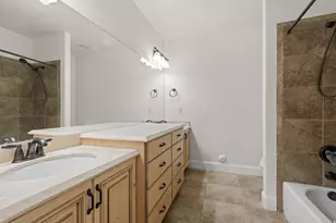 10637 S Crescent Bend Dr, Sandy, UT 84070 - Photo 30