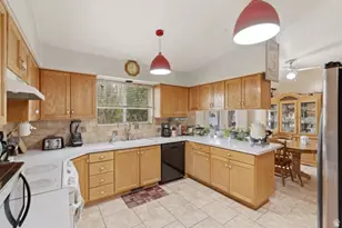 1662 S 1200 W, Woods Cross, UT 84087 - Photo 6