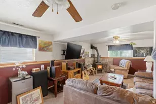1662 S 1200 W, Woods Cross, UT 84087 - Photo 16