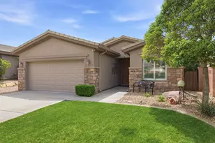 3648 E Canyon Crest Ave, Washington, UT 84780 - Photo 2