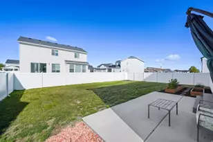 2832 S Shoreline Dr W, Syracuse, UT 84075 - Photo 32