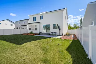 2832 S Shoreline Dr W, Syracuse, UT 84075 - Photo 30
